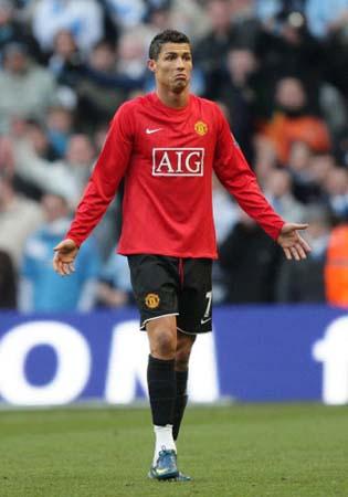 瓜帅：刚来英超就被告知多给球员放假，球队传控配合还要提高（瓜帅：初登英超就被建议增加球员假期，球队传控与配合仍有提升空间）