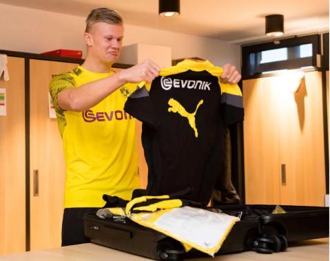 布兰特：我不是21岁了，需考虑未来；世界杯？我专注于多特（布兰特：不再是21岁，得为未来打算；世界杯？当下只专注多特）