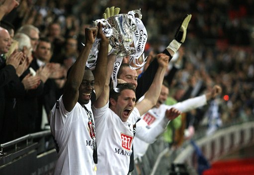 法尔克：由于可能不会买断雅克松，拜仁在关注中日德兰前锋朱（法尔克：拜仁或不买断雅克松，转而关注中日德兰前锋朱）