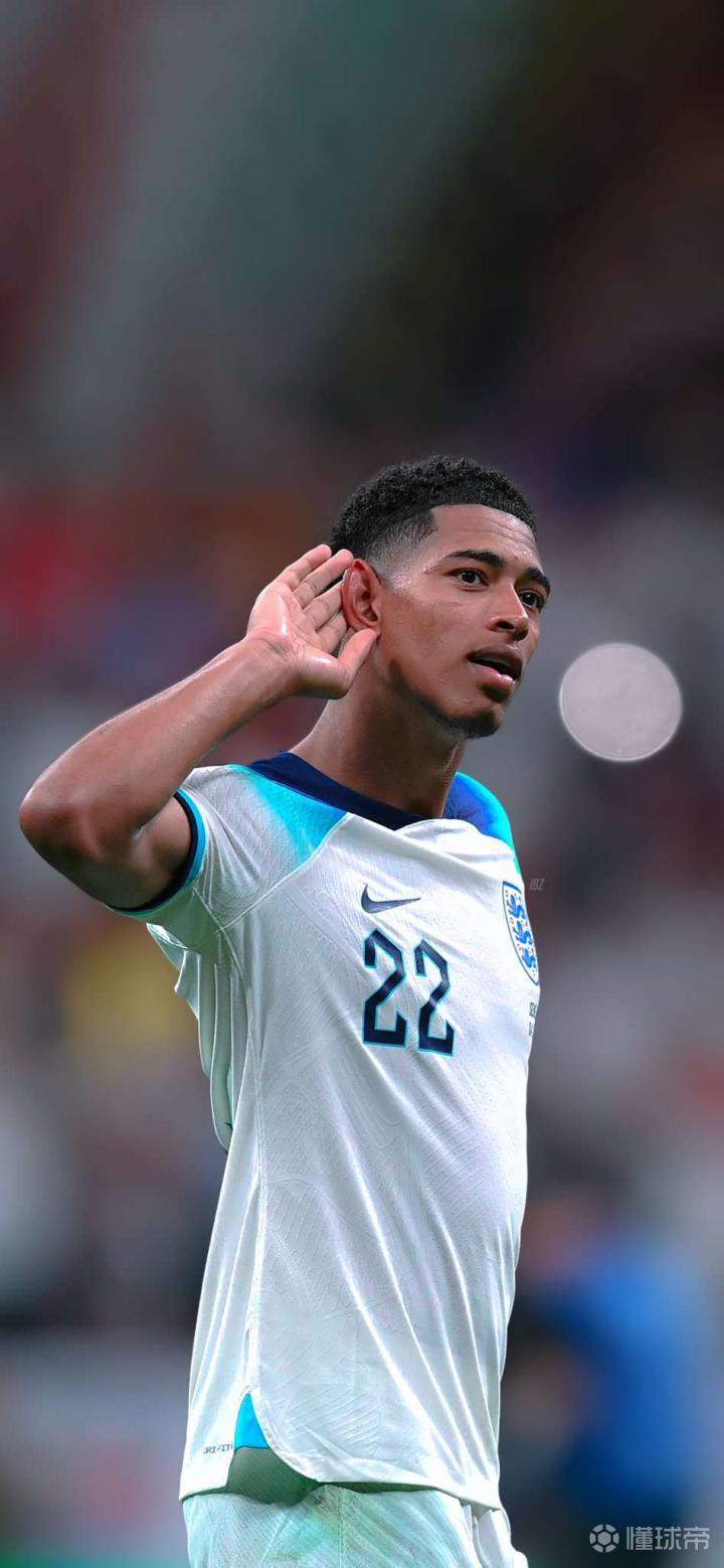 球迷愤怒的不只是输球（球迷的怒火不止源于败北）