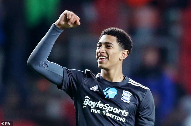 梦回2010，墨西哥vs南非是世界杯历史首次两度上演的揭幕战（2010记忆再现：墨西哥对南非成世界杯史上首个两次担纲揭幕战的对阵）