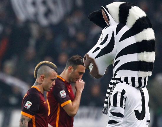 记者：马赛队长巴列尔迪想代表阿根廷踢世界杯，不考虑去沙特（记者称马赛队长巴列尔迪渴望为阿根廷征战世界杯，暂不考虑前往沙特）