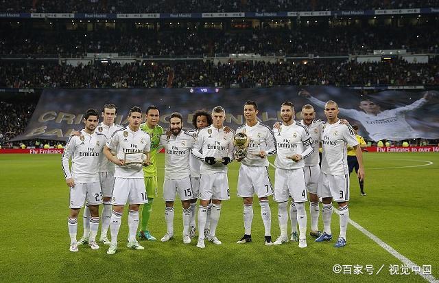 眼眶塌陷！赵鸿刚拳击生涯或终结，转型还是再战成艰难抉择（眼眶重伤，赵鸿刚拳击生涯或告终：转型抑或再战成两难选择）