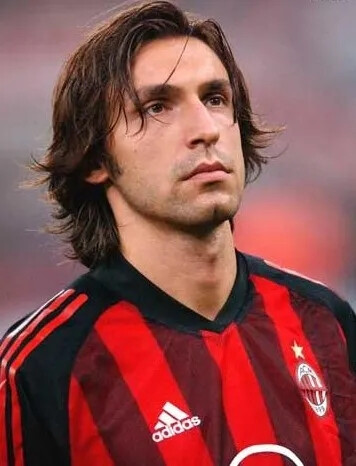 王洪亮：美国巴西身体强太多；若早跟她们踢热身赛或许会好些（王洪亮：美国、巴西对抗强度占优；若早安排热身赛或可改善表现）