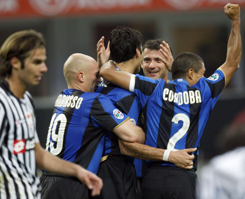 巴尔韦德：我们在一次定位球中丢掉了三分，防守应该做得更好（巴尔韦德：定位球失守致痛失三分，防线应更稳健）