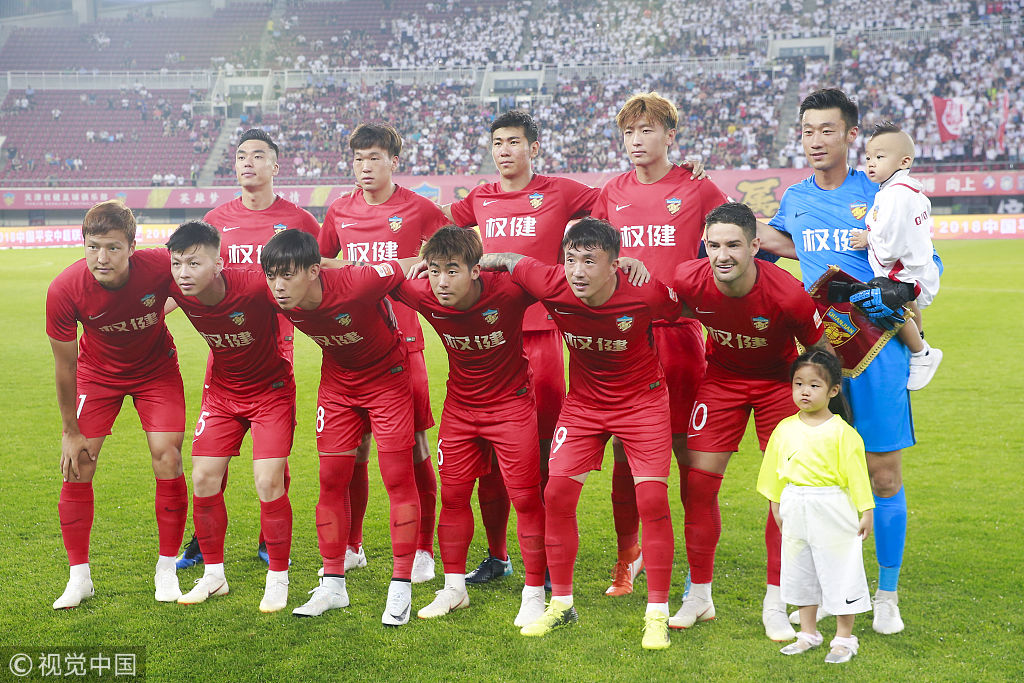 曼联外租门将维特克：在英冠踢完整赛季，梦想回红魔担任一门（维特克谈租期目标：力拼英冠完整赛季，盼回曼联出任一门）