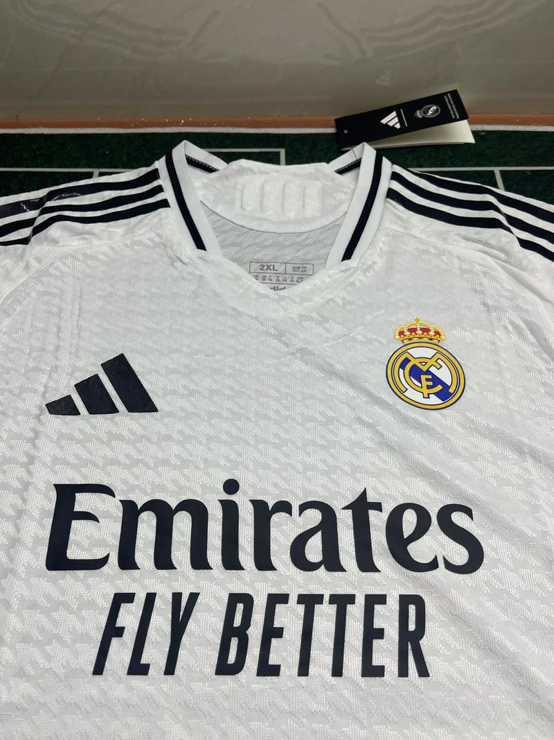 非常不满，贝林厄姆赛后怒喷第四官员：你＊＊真是个混蛋、白痴（极度不满！贝林厄姆赛后怒斥第四官员，爆粗口痛骂对方）