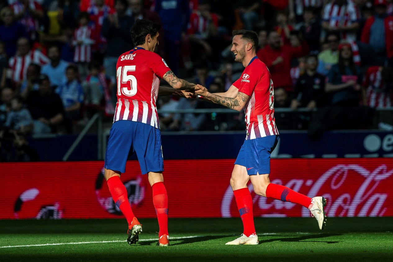 每体：巴萨不给客队球迷球票，毕巴高层把自己的球票让给球迷（每体：巴萨不向客队球迷提供球票，毕巴高层将自用票让予球迷）