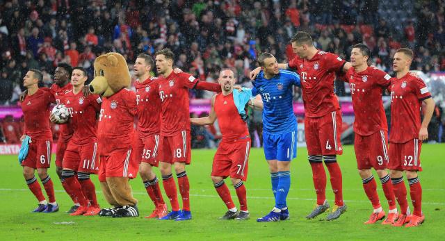 佩佩调侃摩洛哥队遭种族主义辱骂，黄潜官方发声明谴责（佩佩调侃摩洛哥队后遭种族歧视，黄潜官方发声谴责）